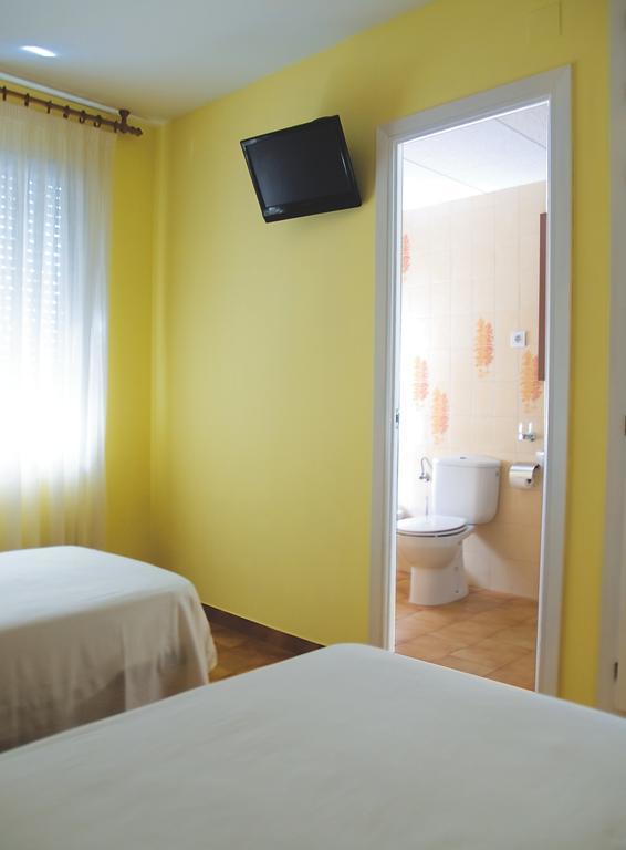 Nou Rocamar Hotel Sant Carles De La Rapita Room photo